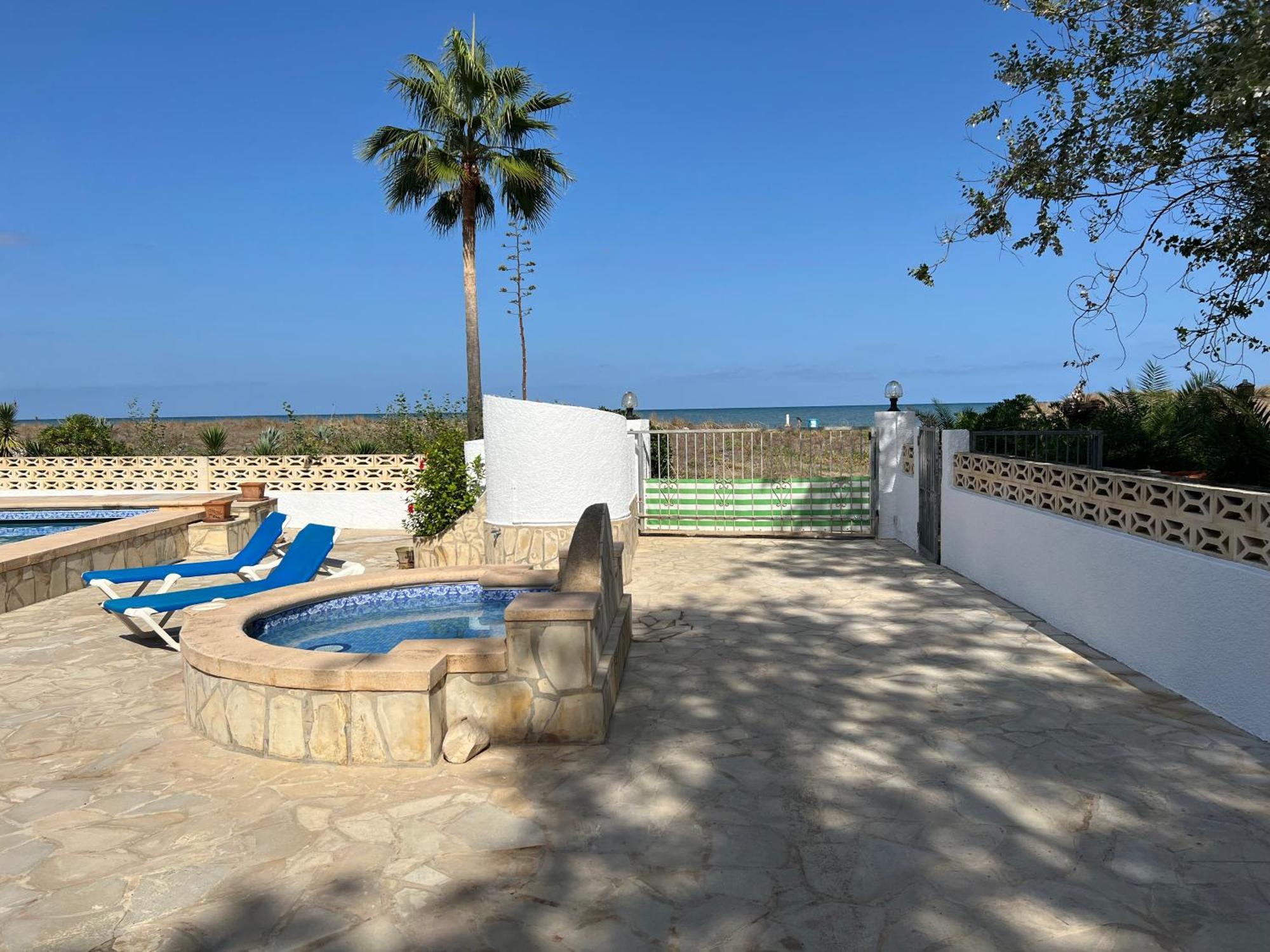 Chalet En La Playa Con Piscina Privada - Holavivienda Inmobiliaria Denia Ngoại thất bức ảnh