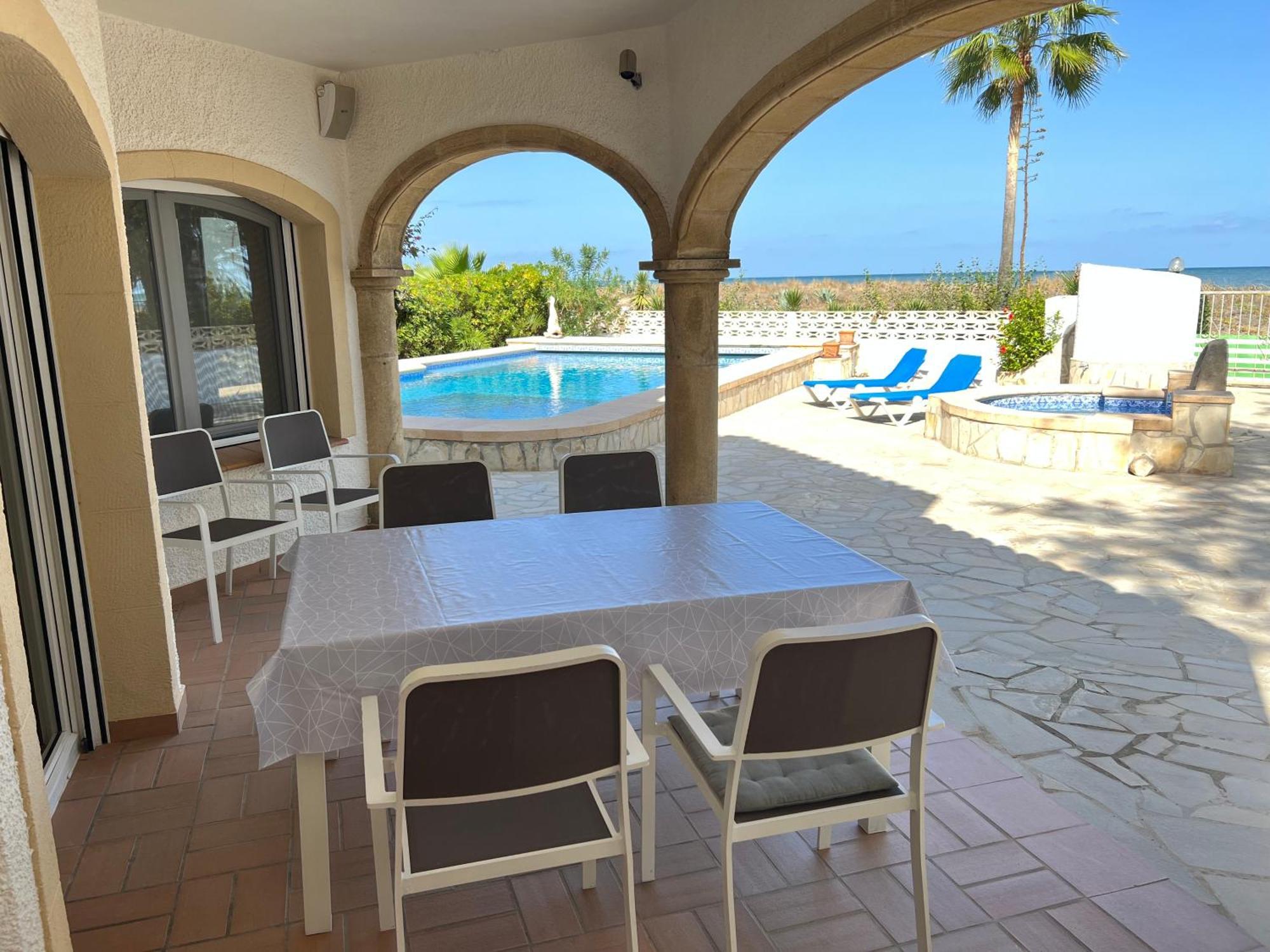 Chalet En La Playa Con Piscina Privada - Holavivienda Inmobiliaria Denia Ngoại thất bức ảnh