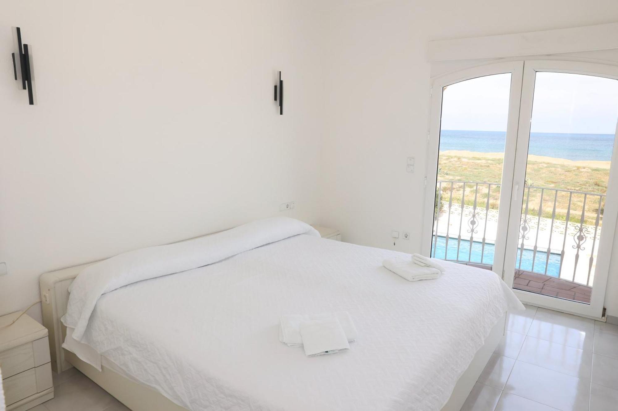 Chalet En La Playa Con Piscina Privada - Holavivienda Inmobiliaria Denia Ngoại thất bức ảnh